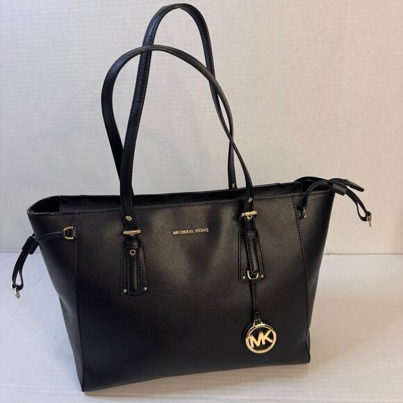 Michael Kors Voyager Medium Crossgrain Black Leather Tote Bag VGUC - Picture 1 of 16